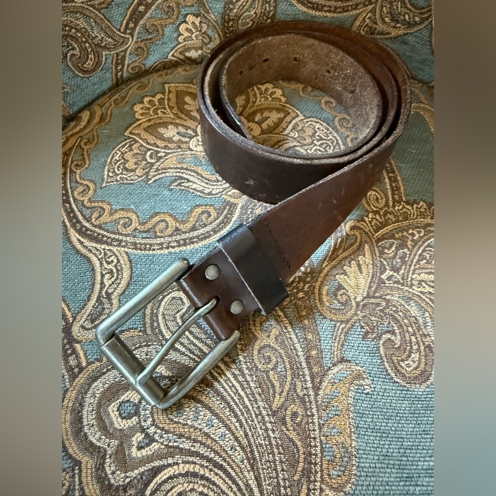 Eddie Bauer Dark Brown Leather Belt